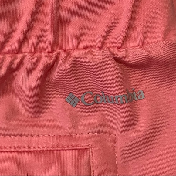 Women’s Columbia sportswear shorts. Size medium. - Picture 2 of 8